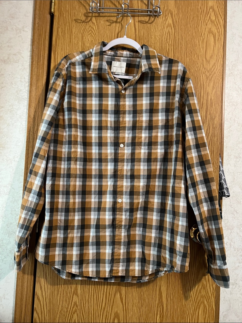 American Eagle Outfitters Brown, White & Gray Plaid Button-Down Shirt Sz xl
